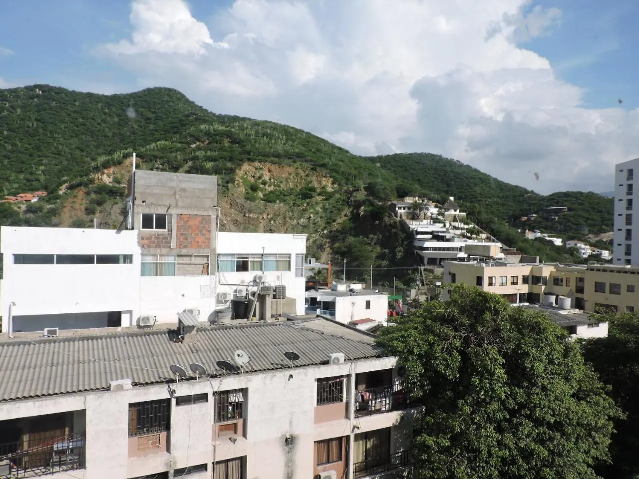 سانتا مارتا Apartahotel Dorado Rodadero 2*, سانتا مارتا كولومبيا